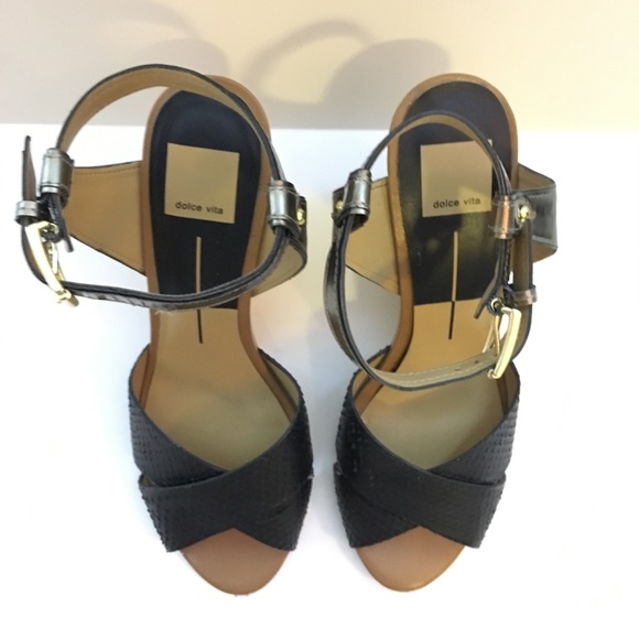 SOLD - Dolce Vita Kelly Sandal - Picture 7 of 8